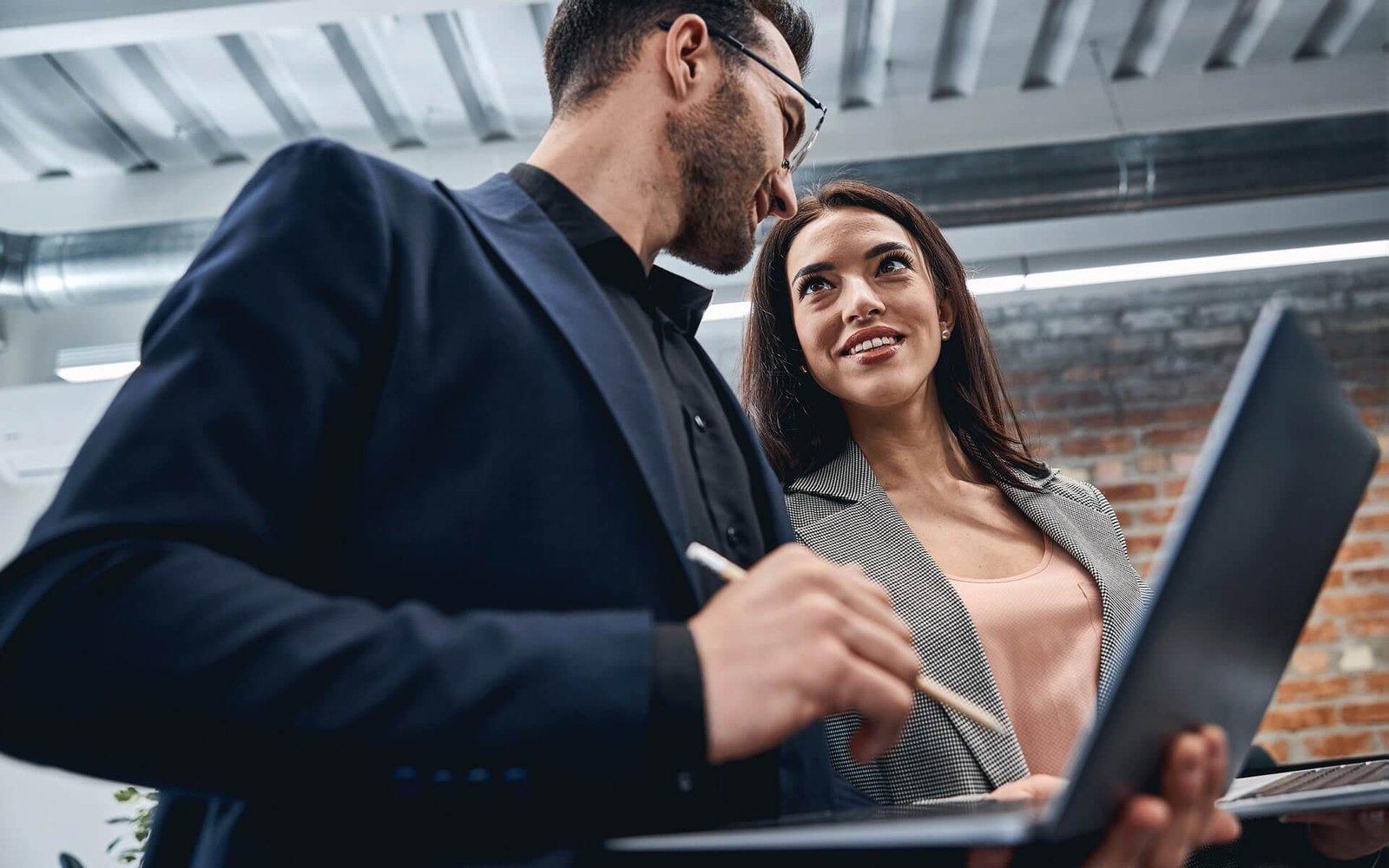 How Financial Consultancy Drives Growth for SMEs in Pakistan